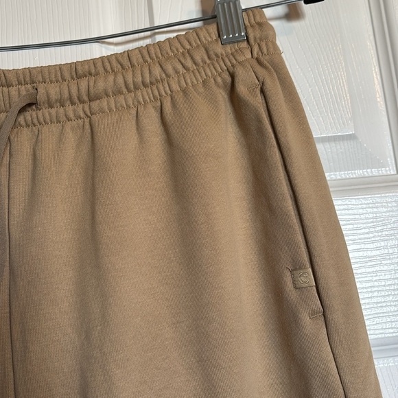 CRZ Yoga women’s tan high rise jogger sweatpants size small - Picture 5 of 8